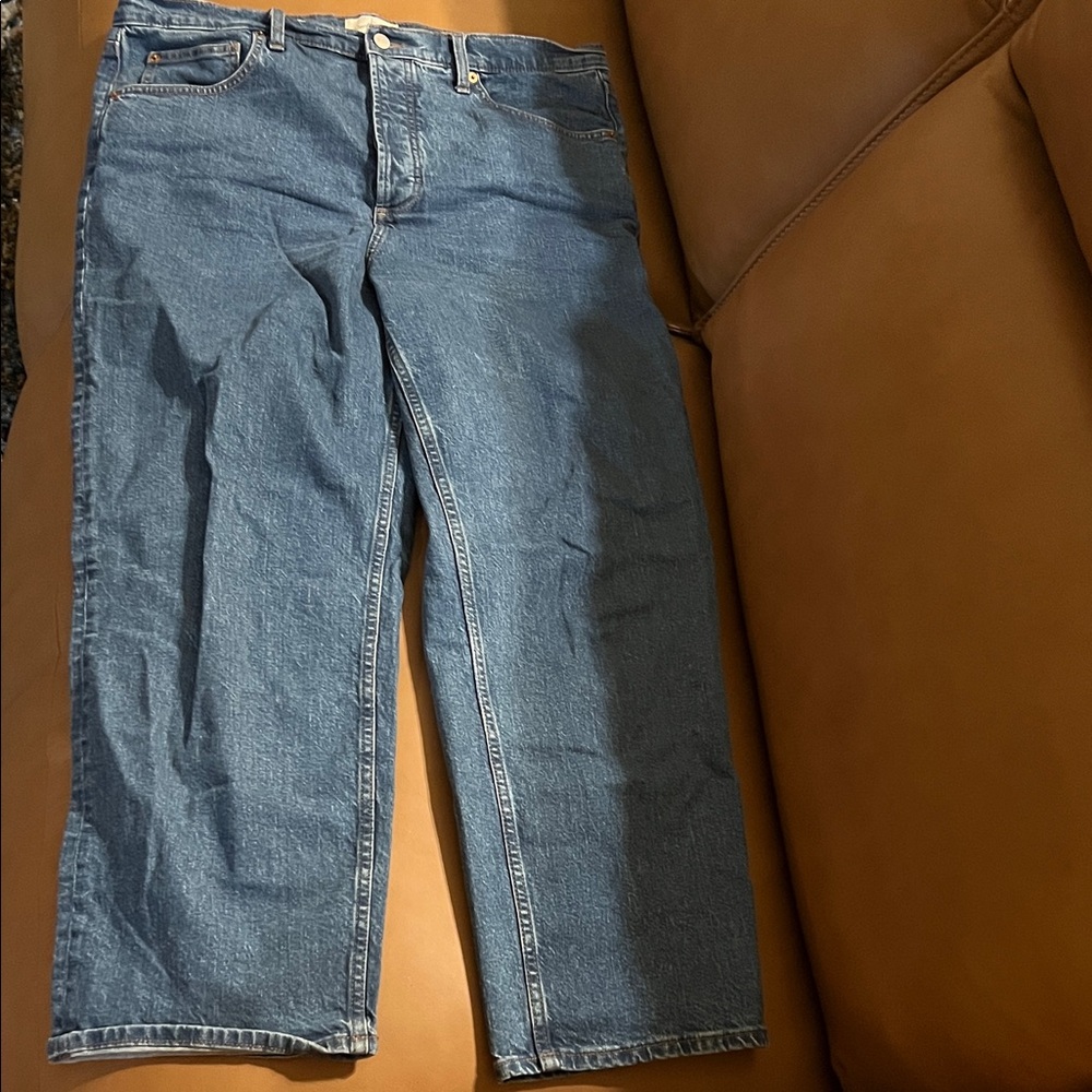 Universal Thread Relaxed Denim Jeans